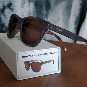 Goodr Basset Hound Dreams Sunglasses